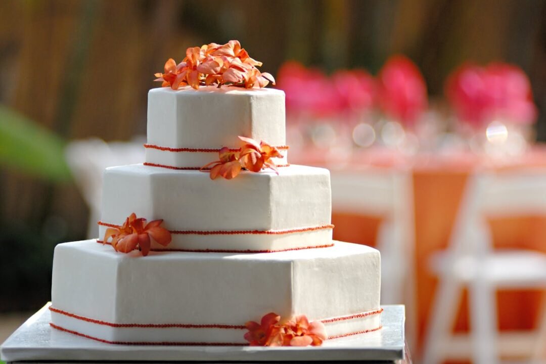 artisan cake product description writer